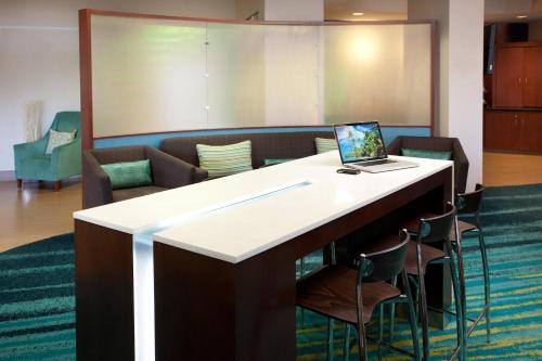 SpringHill Suites Los Angeles LAX/Manhattan Beach - image 11
