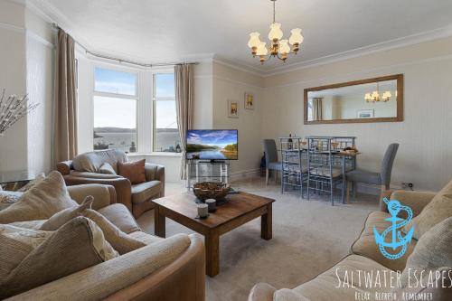 Sea Spray Villa, Brixham - Apartment