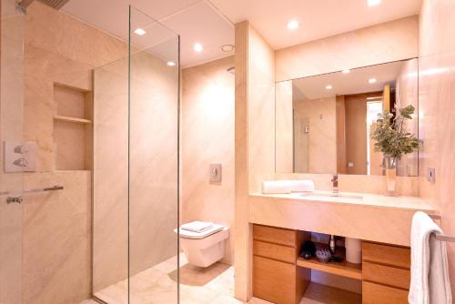 Three-Bedroom Apartment image 9