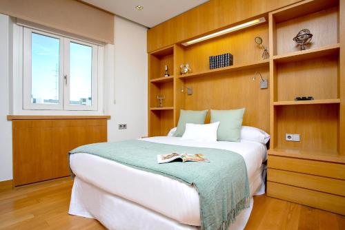 Three-Bedroom Apartment image 5