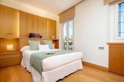 Three-Bedroom Apartment image 3