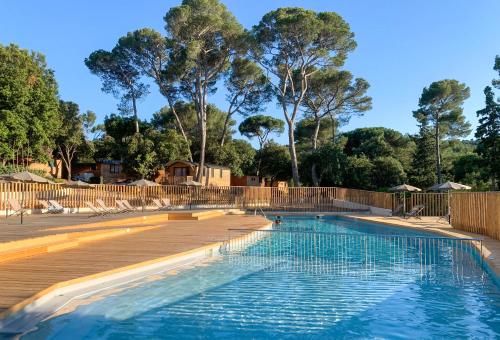 Huttopia Forêt de Janas - Camping - La Seyne-sur-Mer