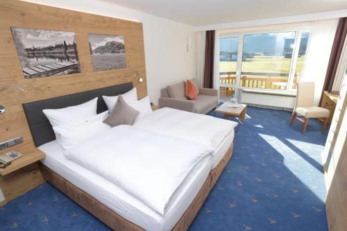 Deluxe Double Room With Panoramic Mountain View