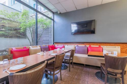 Appart’City Confort Lyon Gerland - image 2