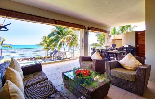 Cape Point Seafront by LOV Mauritius, Cap Malheureux (photo 7)
