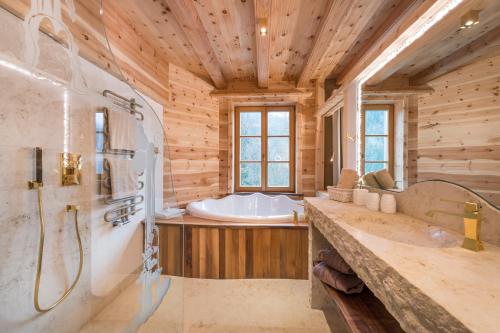 Suite with Spa Access