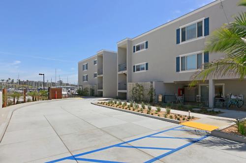 213A - Take a Beach Break at Marina Del Mar - Beach & Ocean Views in Oceanside, USA