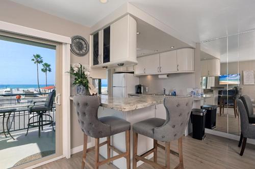 215A - Beautiful Sunsets, Beach View, Free Wifi, Oceanside (zdjęcie 7)