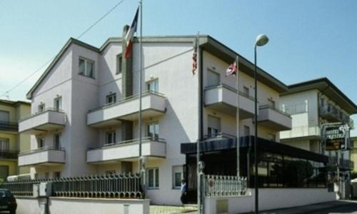Hotel Prestige 2