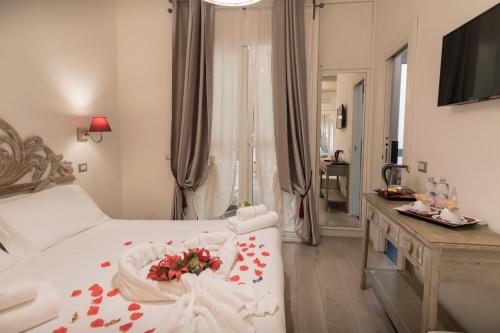 Your Vatican Suite - image 6