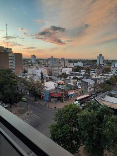 Coqueto Departamento sobre Boulevard