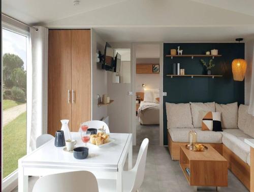 Nieuw chalet aan het Zuidlaardermeer