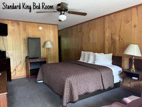 Standard King Room