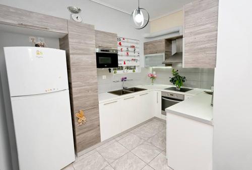Lili's Apartment in Elefsina
