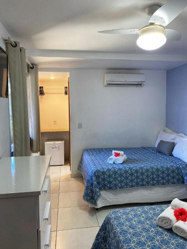 Standard Quadruple Room image 5