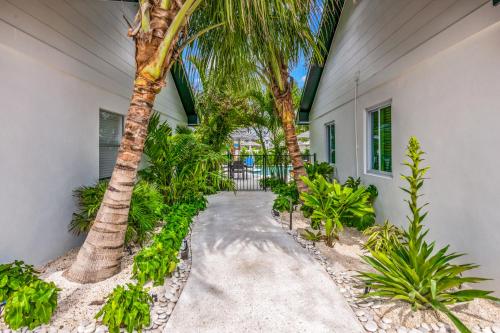 The Retreat at Anna Maria Island Inn - image 5
