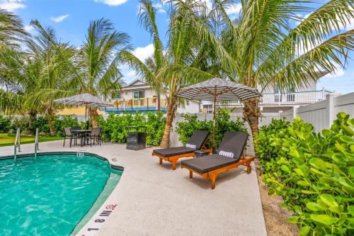 The Retreat at Anna Maria Island Inn - 수영장