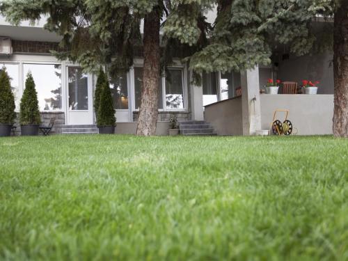 Feels Like Home Apartments photo 1