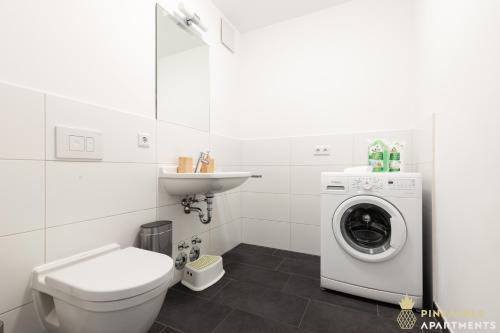 PINEAPPLE APARTMENTS - Zwinger VII - 78qm - 1x free parking, Drážďany (fotografie 8)