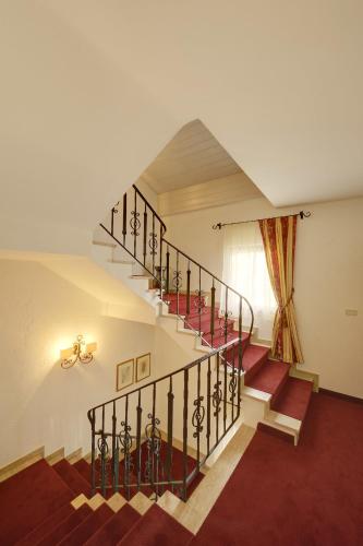 Hotel Garni Hubertus – Tirol Village, MS