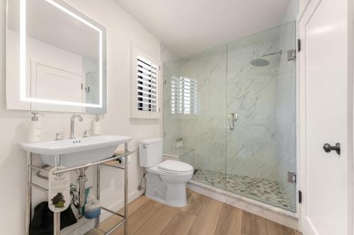 Franciscan Inn & Suites - image 11