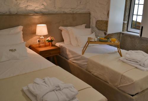 Casa do Theatro Guest House in บาเซโลซ