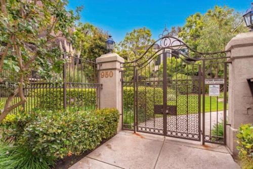 Updated Gorgeous studio condo in West Hollywood with Pool, Los Angeles (fotografie 7)