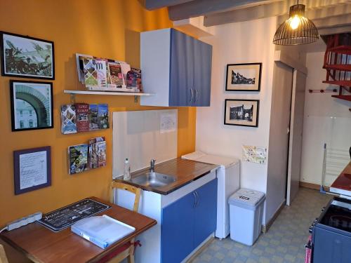Chez Robins in Trie-Chateau