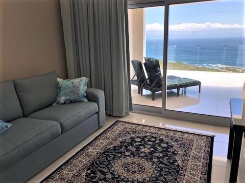 Camps Bay Blue Self-Catering Studios