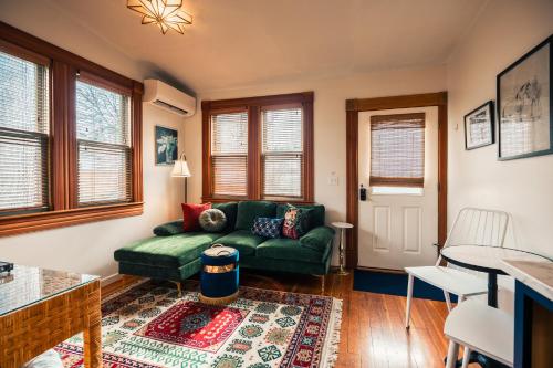 The Matriarch Suites- Downtown Ashland OR - image 8