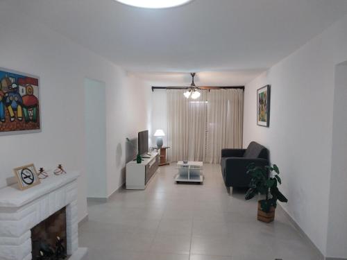 Amplio, luminoso y centrico dep. 3 dorm