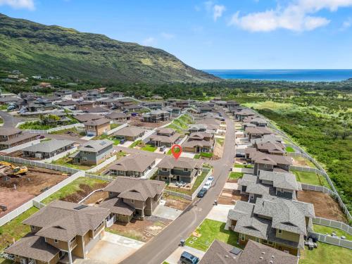 Cottage Nene - Mountains, Beaches, Tropical Garden, Pool & Gym in Makaha (HI)