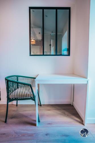 Studio centre-ville (Ecusson) Studio centre-ville (Ecusson)