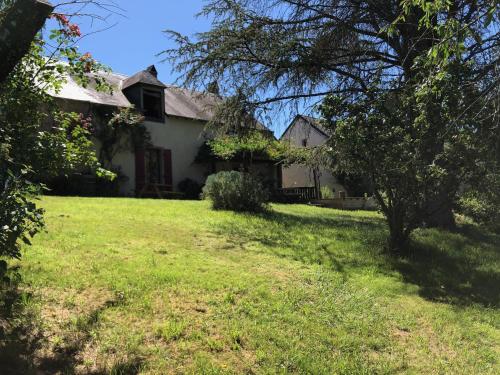 Grande maison familiale, rustique et charmante en Bourgogne, dans le Morvan