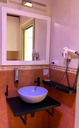 Dolce Vita Suites Boutique - image 12