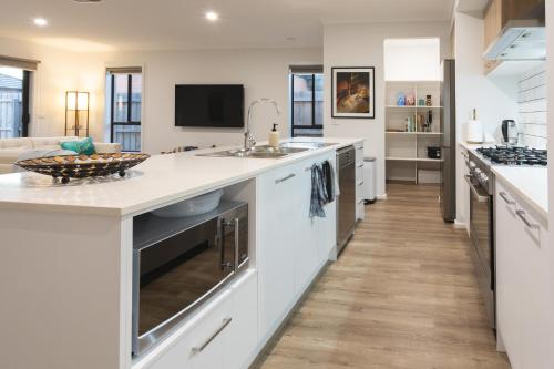 Iekārtas, Sauna, King Beds, Tranquility Base Fun Large Home in St Leonards