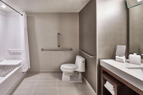 Courtyard by Marriott Minneapolis West