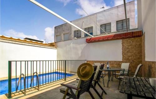 4 Bedroom Nice Home In Villarrubia