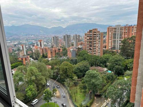 Apto con bella vista-poblado 1510