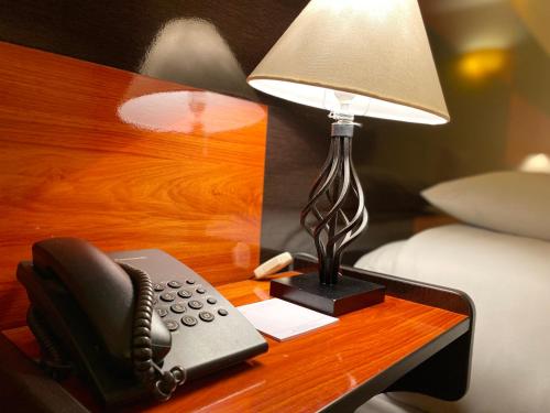 Standard Double Room image 9