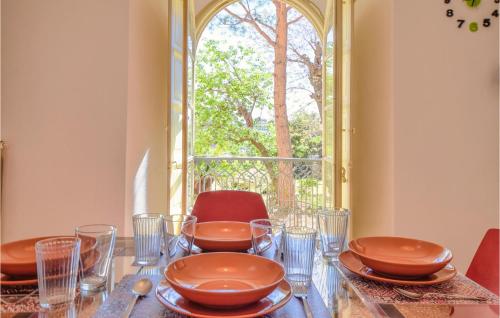 Nice Apartment In Genova With Wifi And 2 Bedrooms