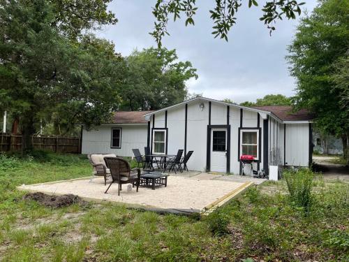 Garden, Luxury and Cute Choctow Beach Home in Destin (FL)