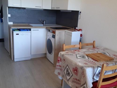 Studio Crest-Voland, 1 pièce, 4 personnes - FR-1-733-111