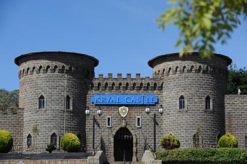 BIG4 Kryal Castle Holiday Park