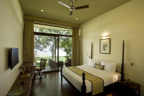 Waterwoods Lodge Kabini