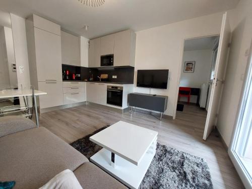 Appartement sur Valberg dans résidence neuve proche centre - Location saisonnière - Péone