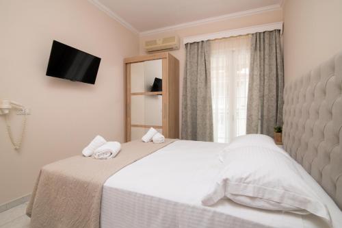 Edelweiss Hotel - image 8