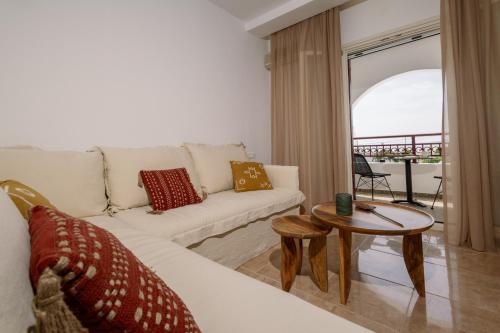 Ariadne Hotel - image 9