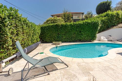 Maison provençale familiale au calme avec piscine