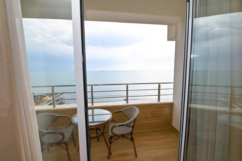 Balcony/terrace, Hotel Zanzi in Durres